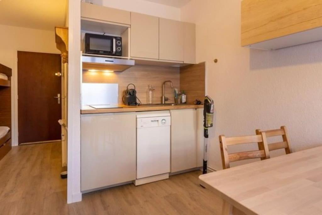 Studio Cabine 86 Cosy เลส์ อองเจลส์ ภายนอก รูปภาพ